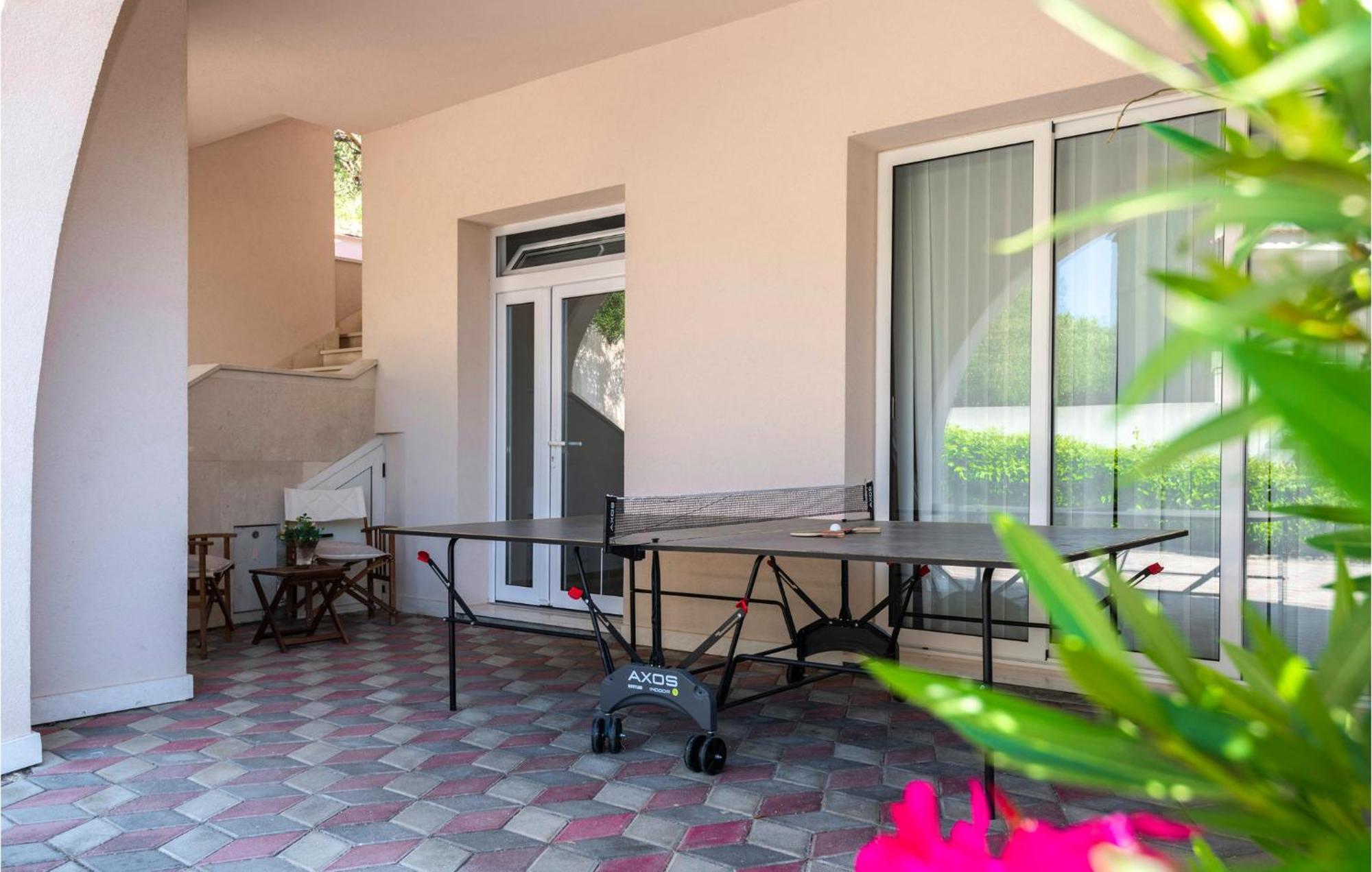 3 Bedroom Gorgeous Home In Makarska Eksteriør bilde