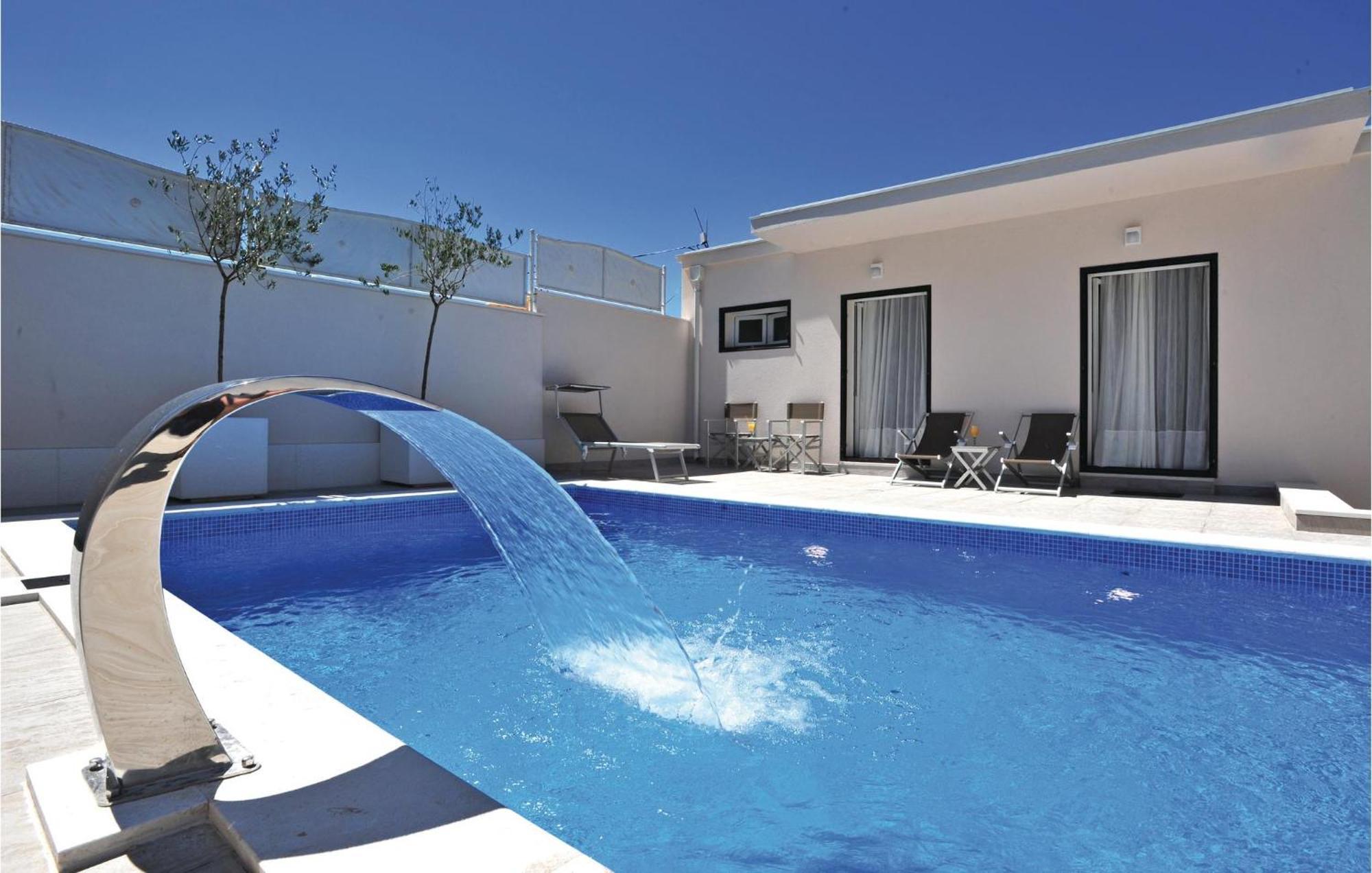 3 Bedroom Gorgeous Home In Makarska Eksteriør bilde