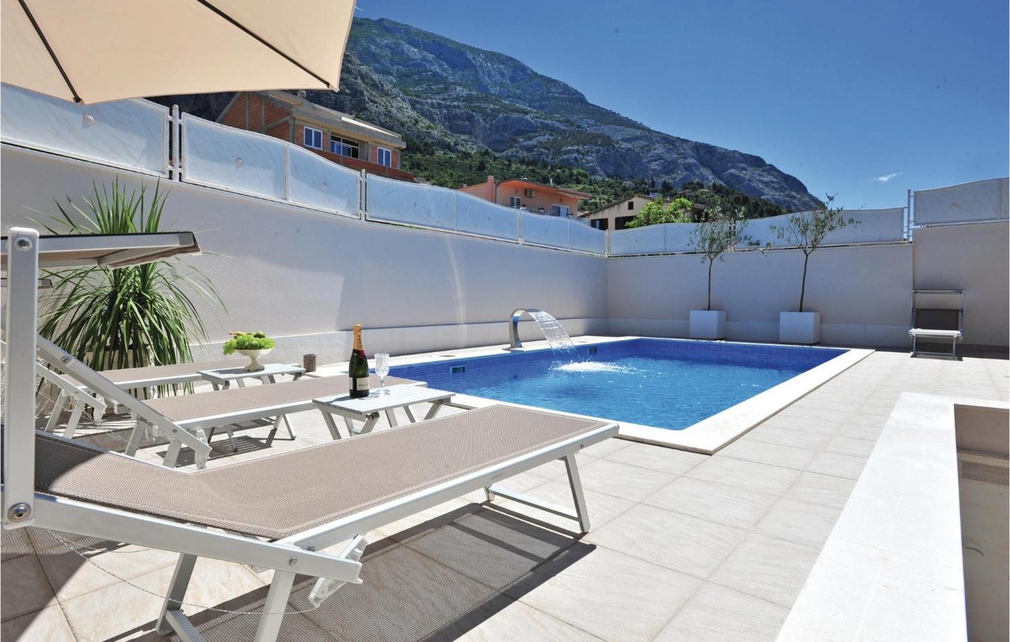 3 Bedroom Gorgeous Home In Makarska Eksteriør bilde